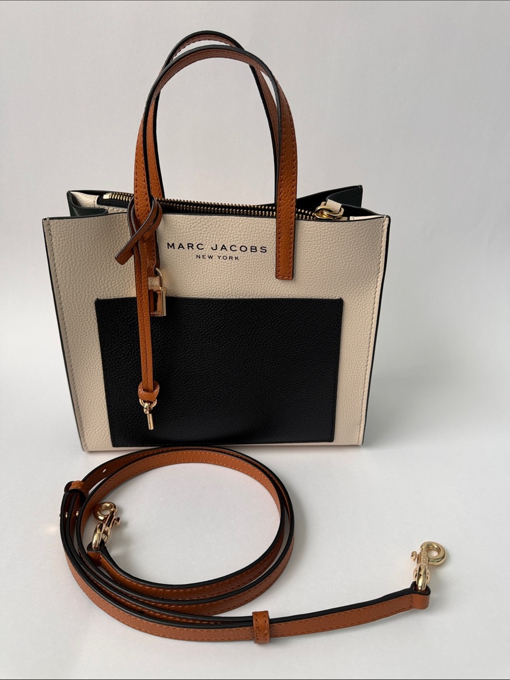 Marc Jacobs Colorblock Leather Tote - Cream, Black & Tan